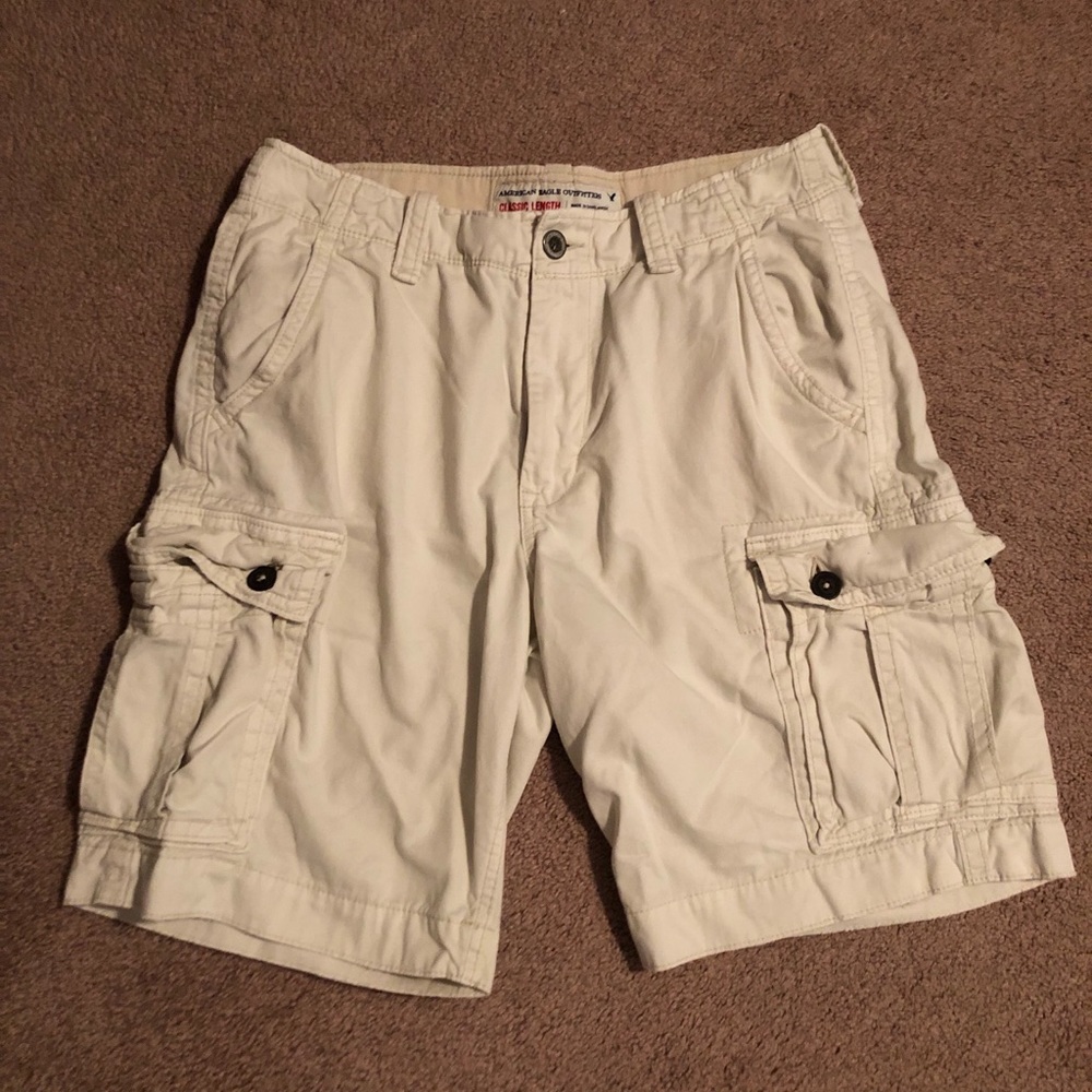American Eagle Classic Length Cargo Shorts